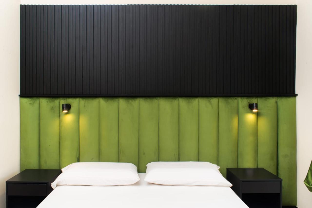 Fida Rooms Napels Buitenkant foto