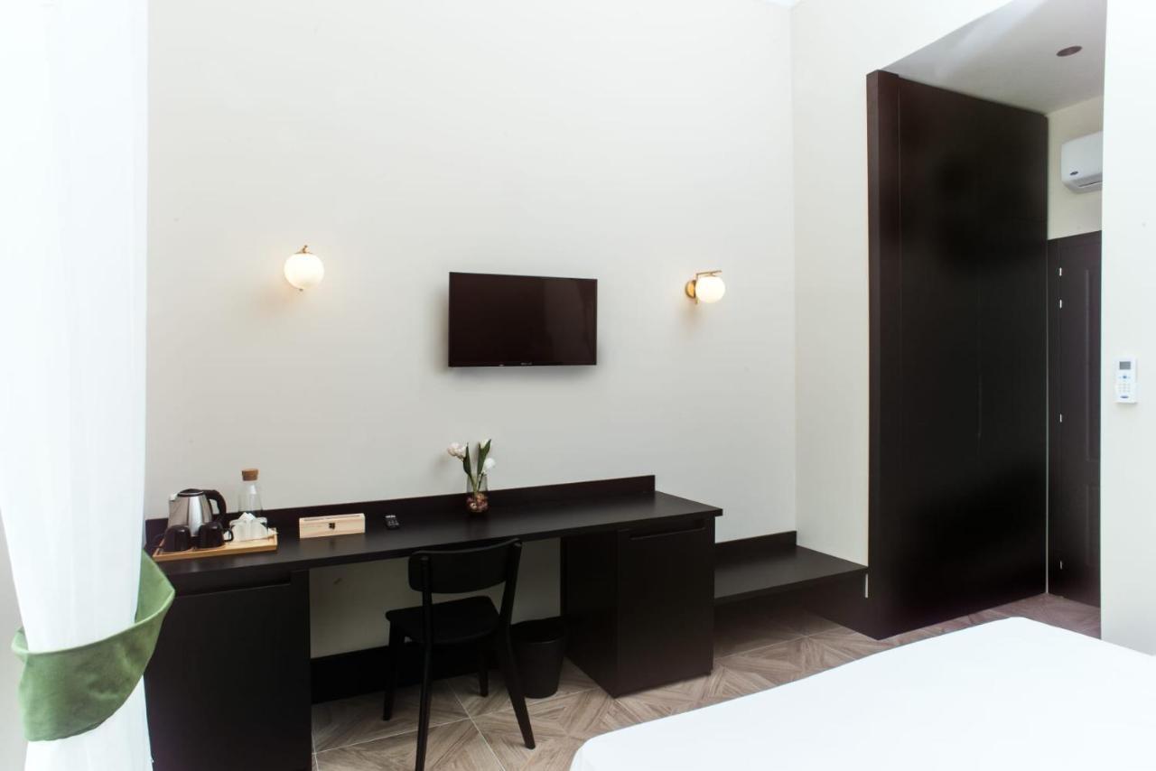 Fida Rooms Napels Buitenkant foto