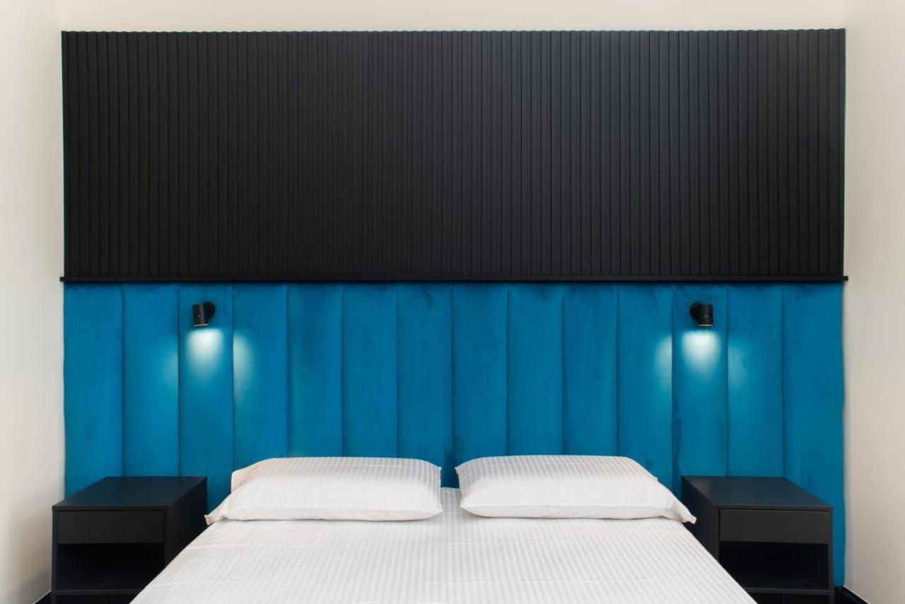 Fida Rooms Napels Buitenkant foto