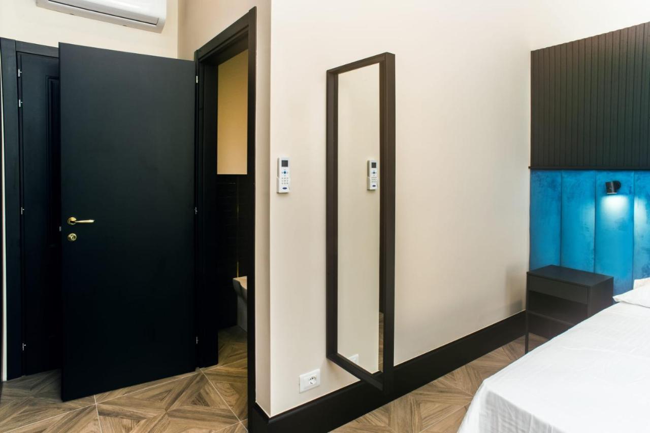 Fida Rooms Napels Buitenkant foto