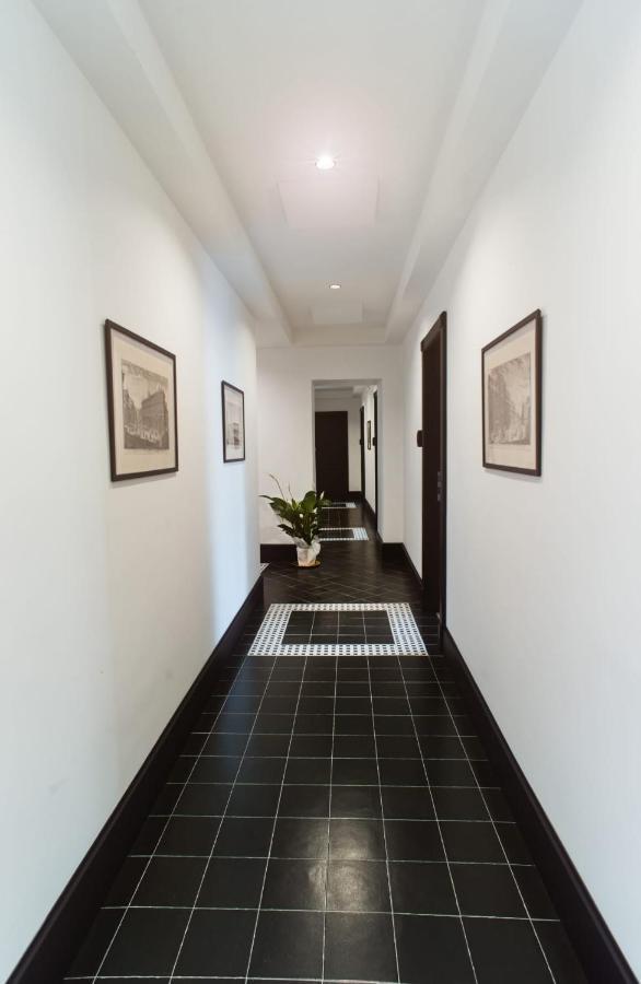 Fida Rooms Napels Buitenkant foto
