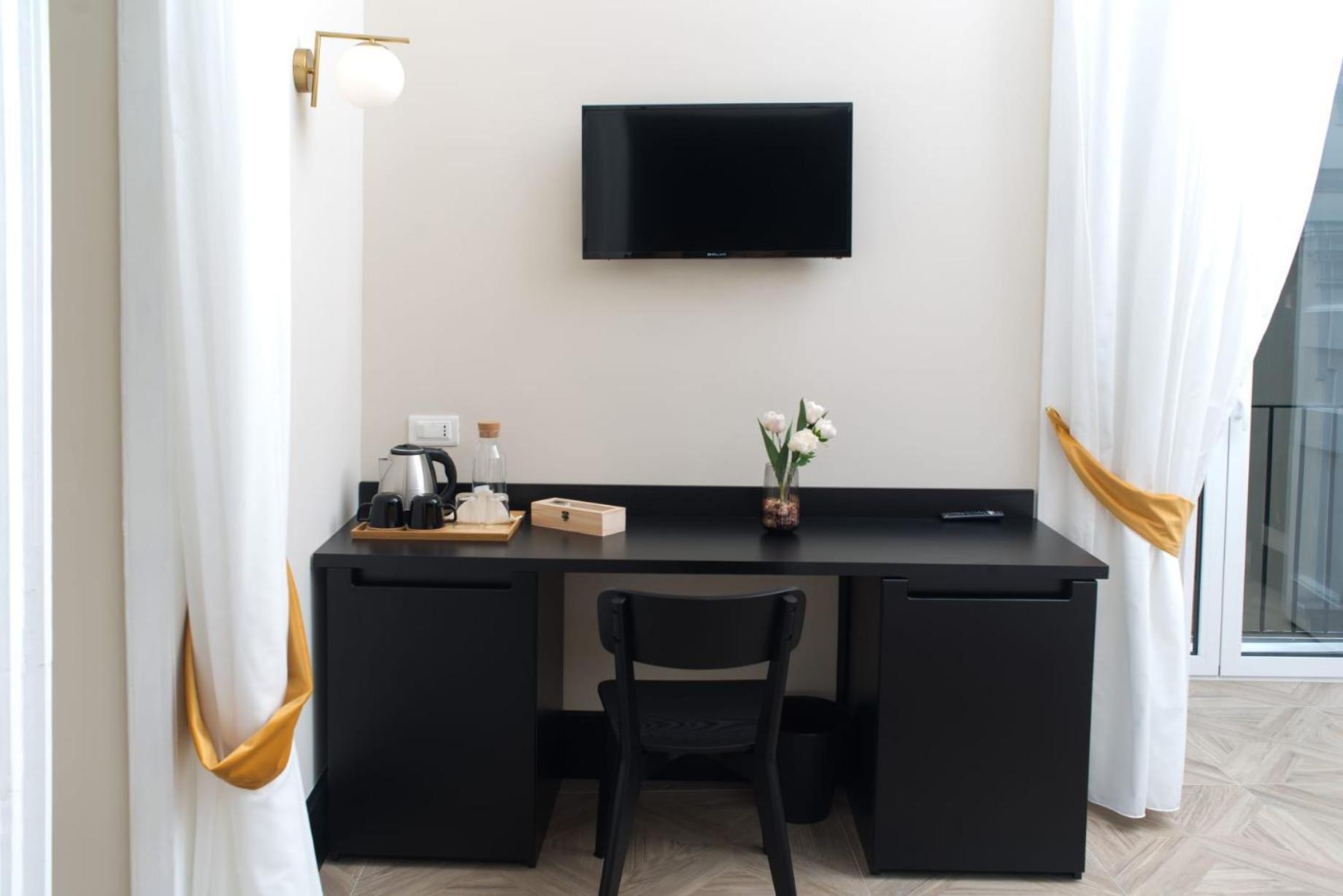 Fida Rooms Napels Buitenkant foto